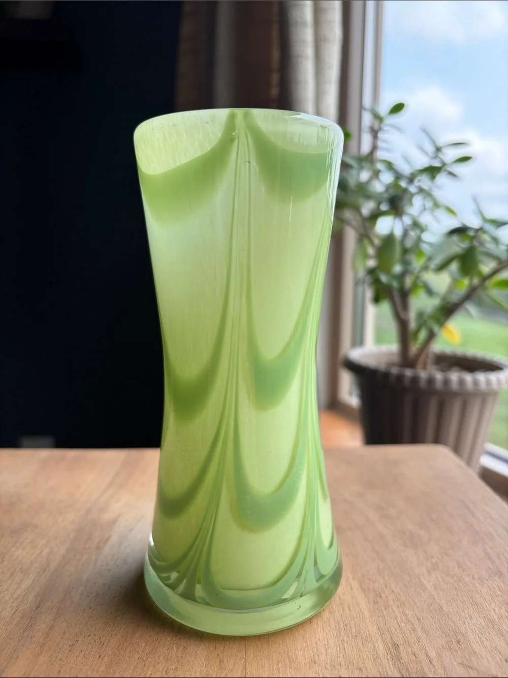 N/A elegant green